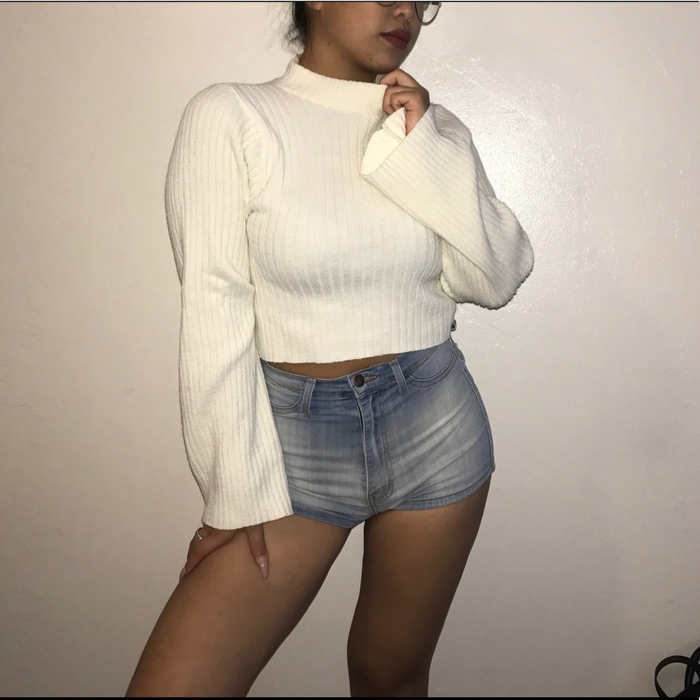 White knit top